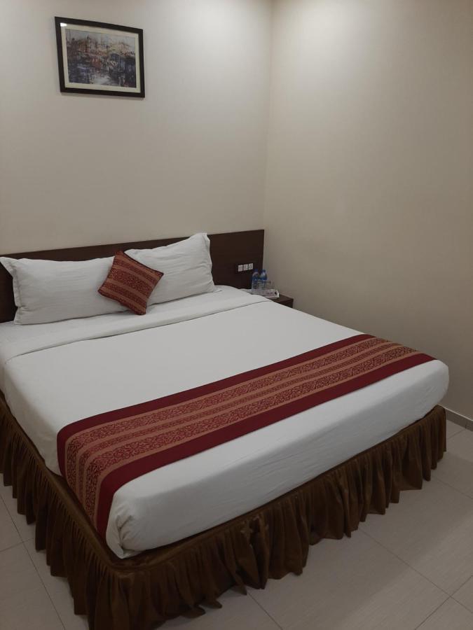 Hotel Ananya Калькутта Экстерьер фото