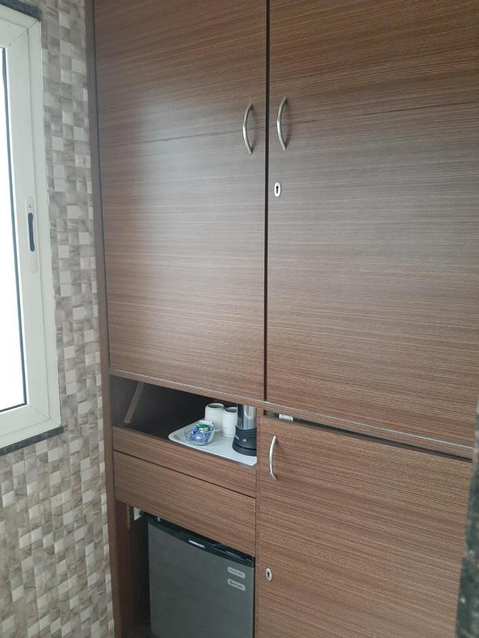 Hotel Ananya Калькутта Экстерьер фото