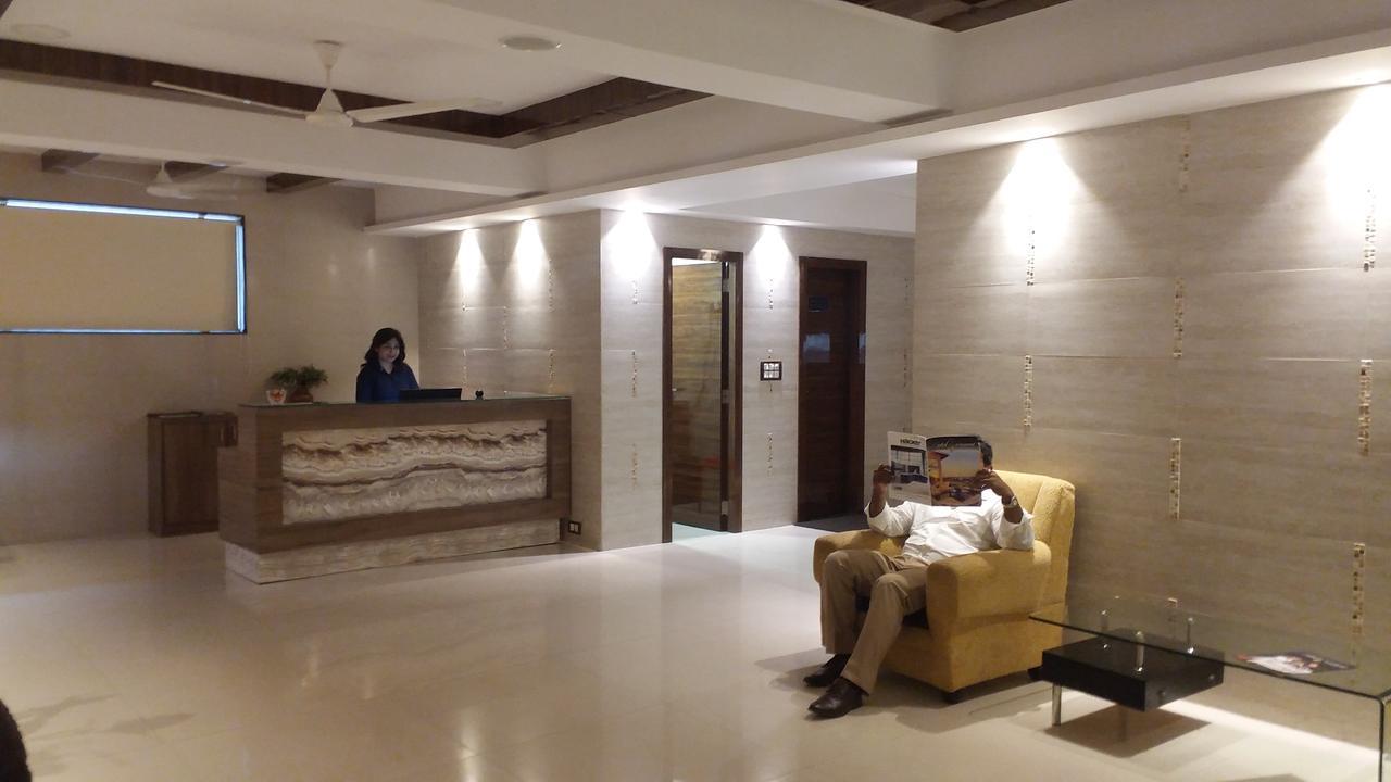 Hotel Ananya Калькутта Экстерьер фото